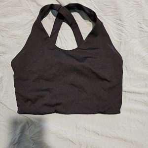 Twist back sports bra